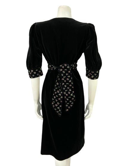 VTG 60S 70S BLACK WHITE GREEN RED VELVET FLORAL PUFF SLEEVE PRAIRIE DRESS 8 10 S